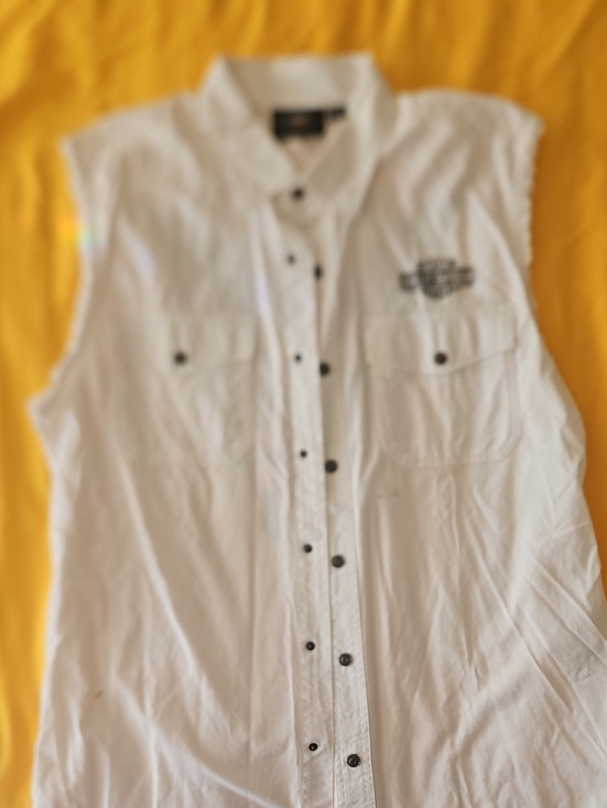 Harley-Davidson Other - Harley-Davidson White Sleeveless Shirt/Vest Size Large